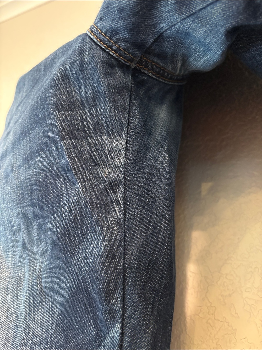 Silver Jeans Men’s Bootcut Jeans in Dark Wash - Picture 13 of 14